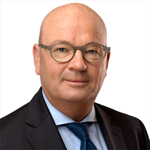 Dr. Jochen Schmitz - CFO Siemens Healthineers AG