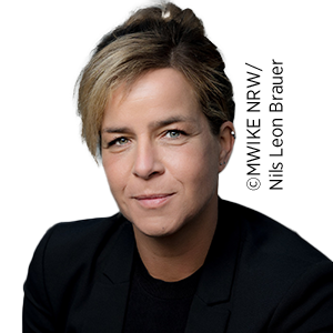 Mona Neubaur - Ministerin für Wirtschaft, Industrie, Klimaschutz und Energie Nordrhein-Westfalen