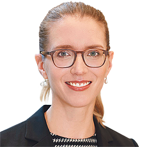 Laura Gersch - CFO Allianz Versicherungs-AG