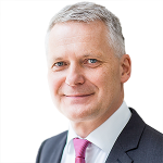 Dr. Uwe Siegmund - Chefvolkswirt R+V Versicherung