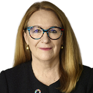 Ingrid-Gabriela Hoven - Vorständin Deutschen Gesellschaft für Internationale Zusammenarbeit (GIZ)